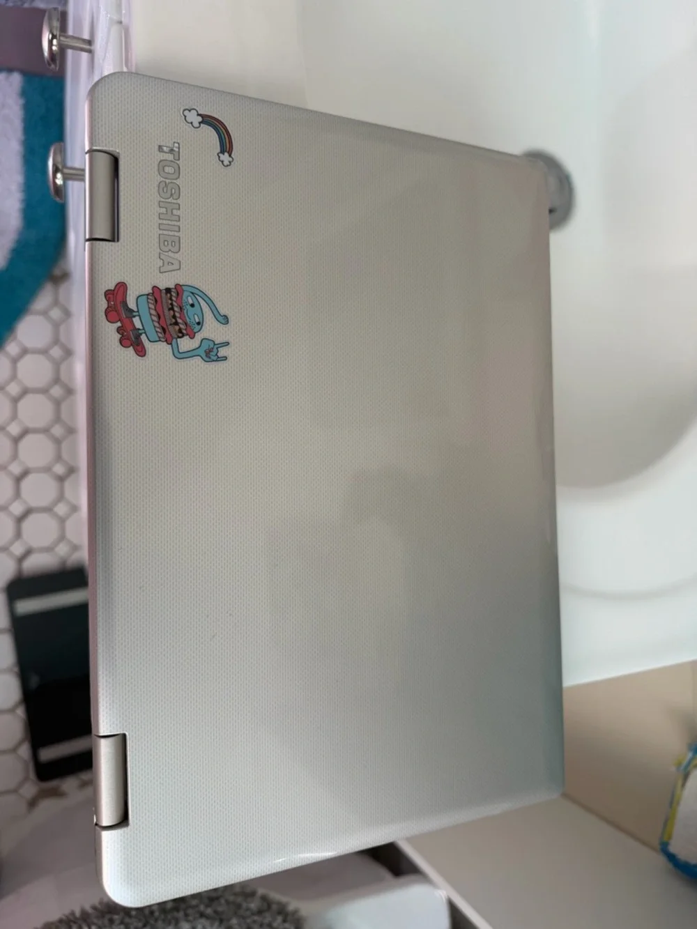 Toshiba Satellite L15W-B1303